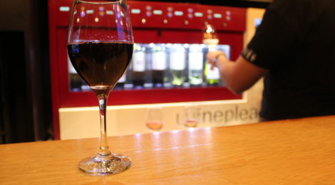 Um bar para quem gosta de beber vinhos | La Vinicola Wine Bar