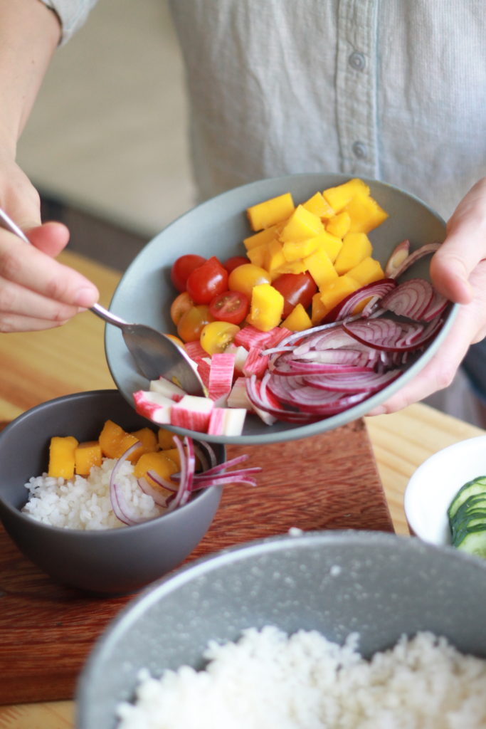 Receita de poke de atum grelhado com shimeji - Casa Vogue